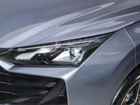 2025�� 1.5L �Զ������