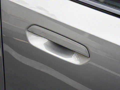 2026�� 530Li ������ M�˶���װ