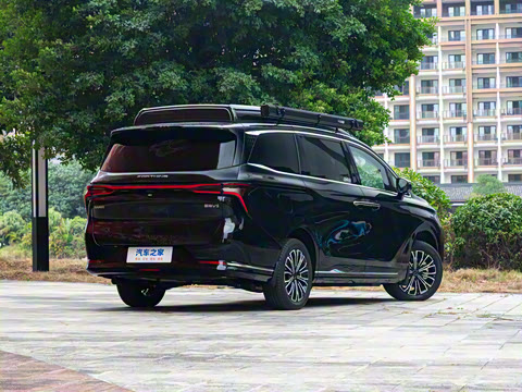 2026�� 200km ��������������¶Ӫ��