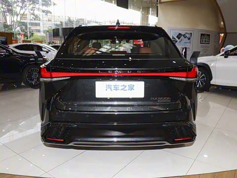 2026�� 500h ����F SPORT Performance