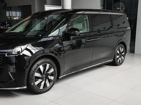 2027�� Ultra ����