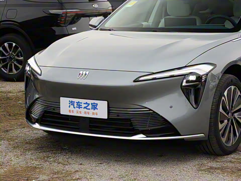 2025�� ������