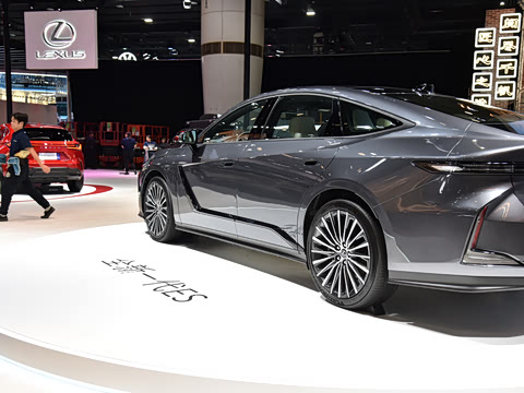 2025�� 350e