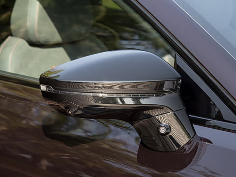 2026�� 225km EM-P Զ�����ǺӰ�+ҫҹ��װ