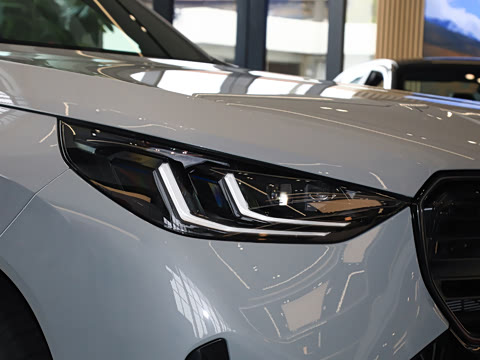 2025�� M50 xDrive