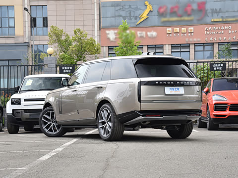 2026�� 3.0 L6 400PS HSE�����
