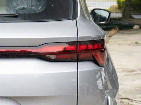 2025 ԽL 1.5TD DCT Խ