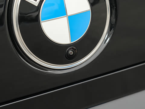 2026�� �Ŀ� 740Li ������ M�˶���װ