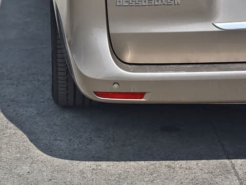 2023�� ��ʨϵ�� 2.0T �� 7��