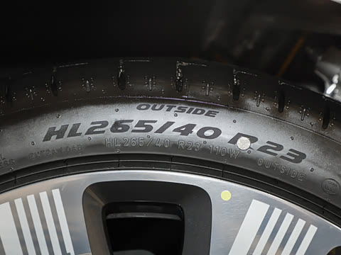 2025�� 102kWh ��ƽ���ر��