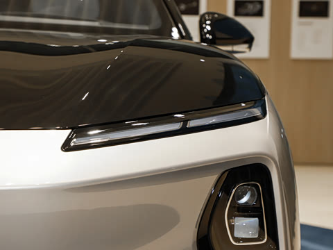 2025�� 102kWh ��ƽ���ر��