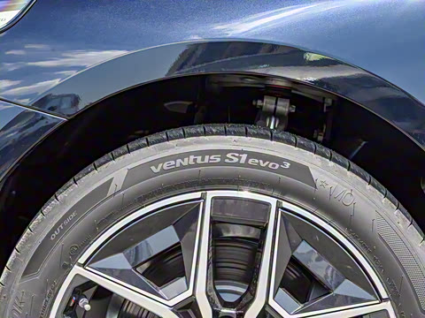 2026�� eDrive 35L M�˶���װ