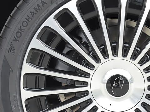 2025�� ���� Ultra��������