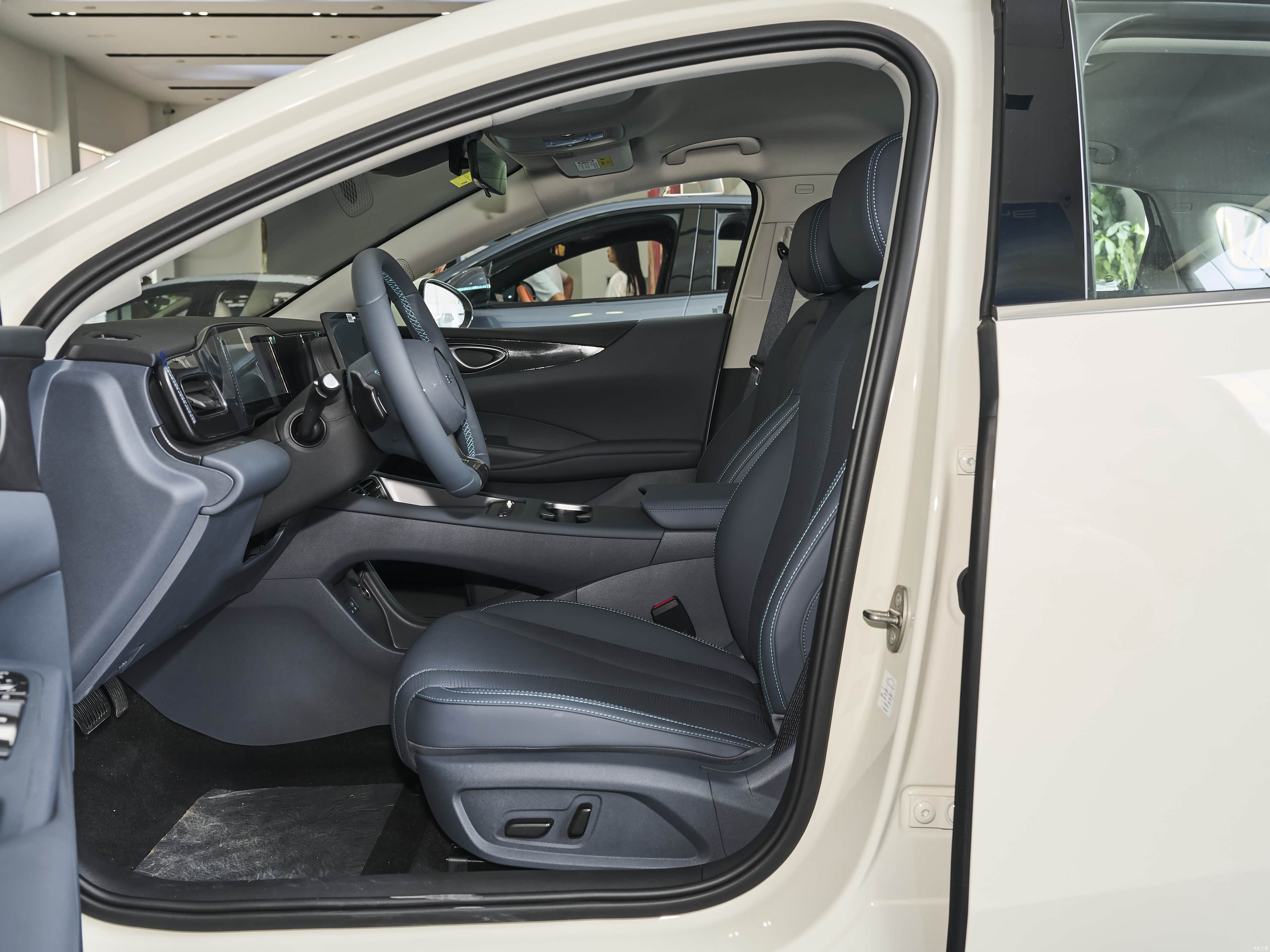 BYD SEAL, миниатюра 21