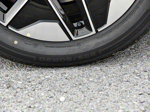 2025�� �Ŀ� ����Max