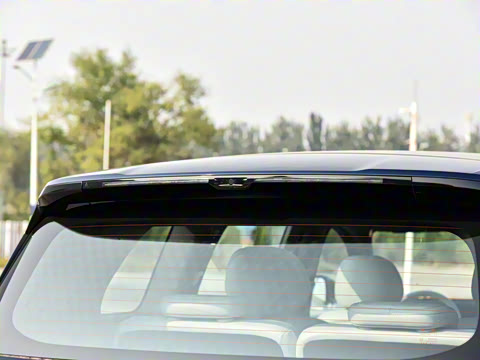 2025�� �Ŀ� ����Max