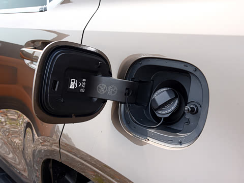 2026�� 1.5T PHEV Max 6��