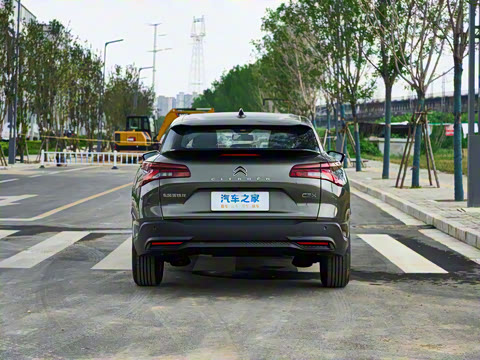 2025�� 1.6T �����