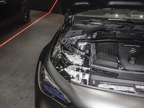 2025�� AMG CLE 53 4MATIC+ ���ܳ�