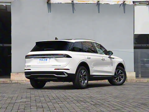 2025�� 2.0T ����������