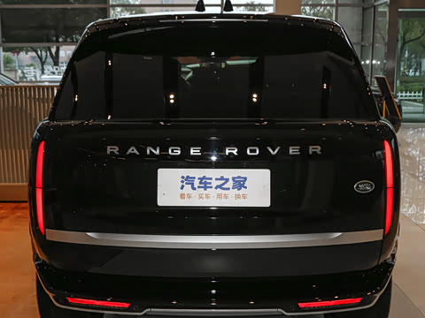 2026�� 3.0 L6 400PS AB�����