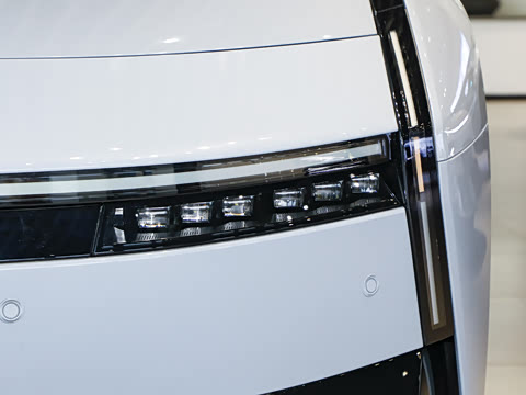 2025�� 820 �������� Ultra