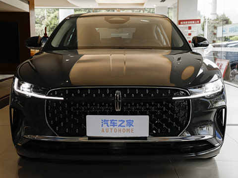 2025�� 2.0T ���а�