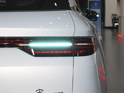 2026�� DM-i 220KM׿Խ��