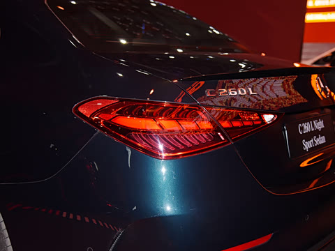 2026�� C 260 L �ҹ�˶���