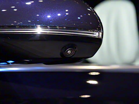 2026�� E 300 L ������