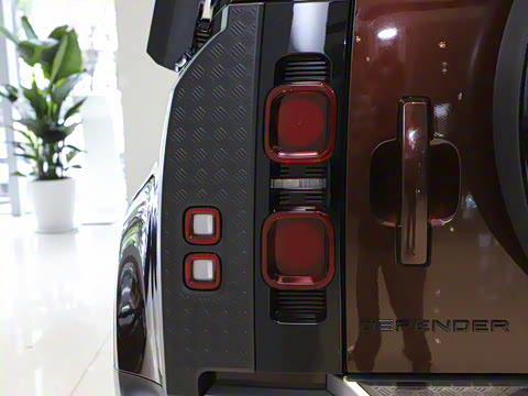 2025�� 110 3.0T P400 �����ر��