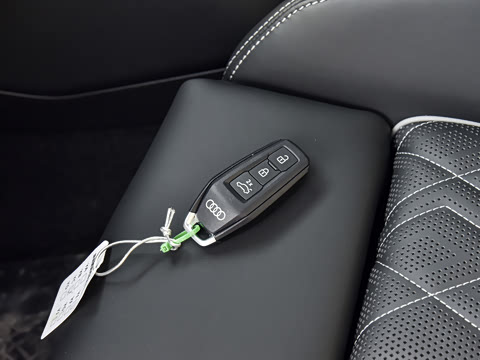 2026�� TFSI quattro 200kW �콢��