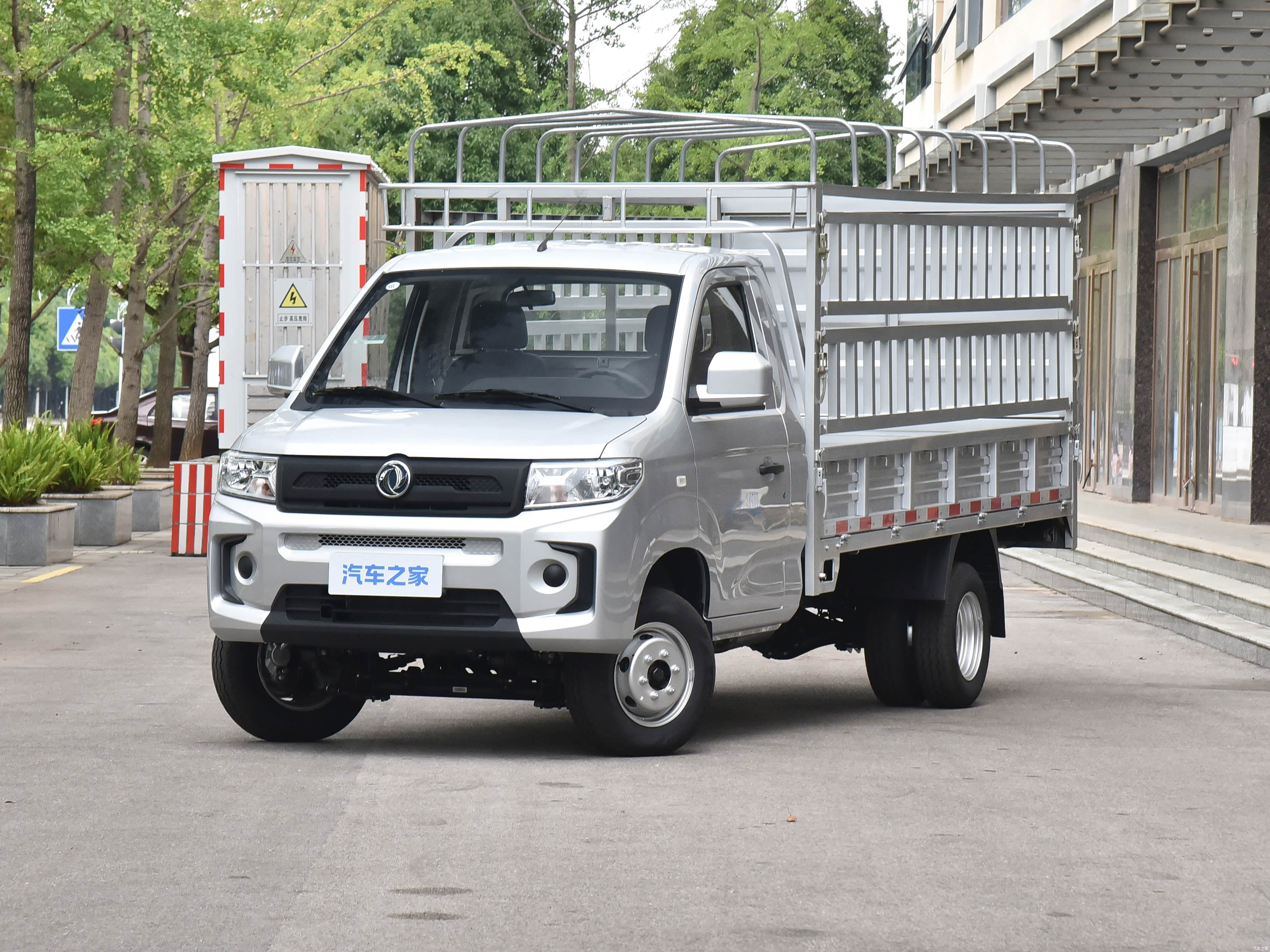 Dongfeng D71