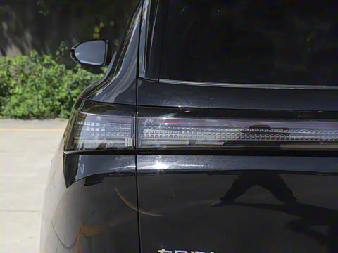 2025�� 185KM�����