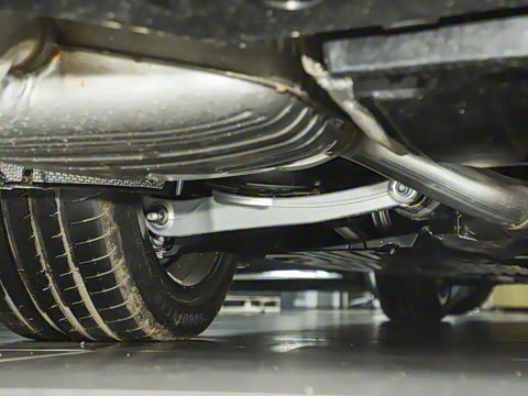 2025�� �Ŀ� C 350 eL