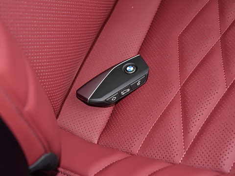 2026�� �Ŀ� 530Li ������ M�˶���װ