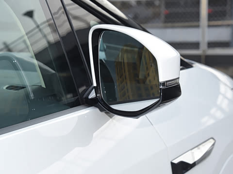 2026�� ���� 650 Ultra