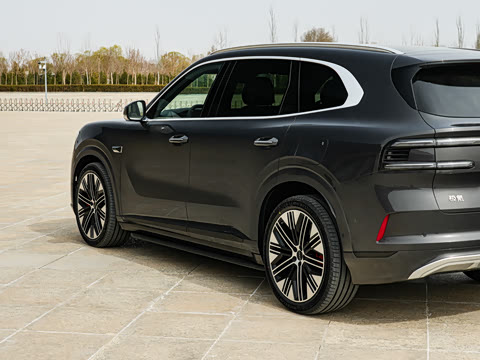 2026�� Ultra+�� 70kWh