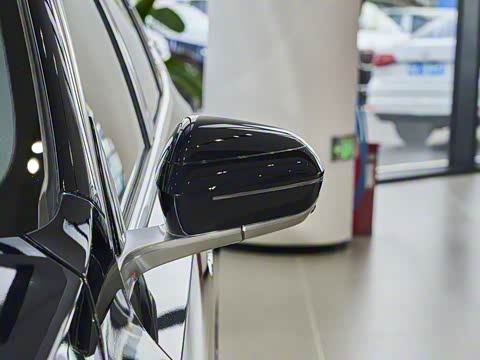 2026�� eDrive 40L M�˶���װ