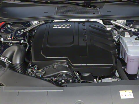 2025�� 45 TFSI quattro ������