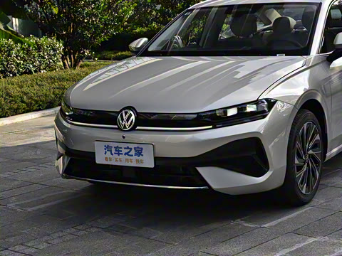 2026�� L 300TSI DSG ������