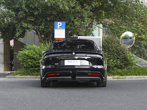 2025�� PHEV �����콢��