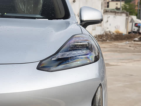 2025�� 670 Max��