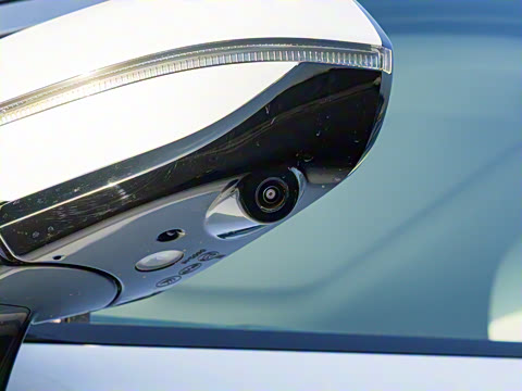 2026 DM-i 1.5T 218KM Խ