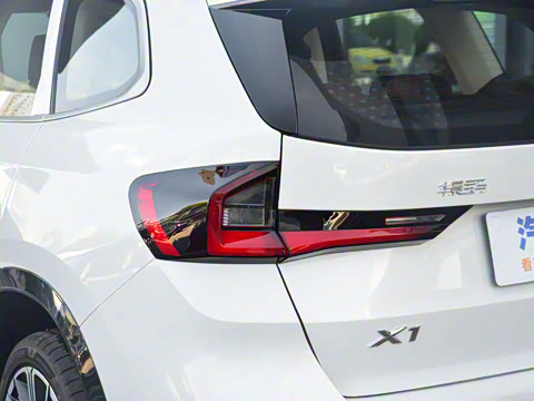 2025�� xDrive25Li X�����װ