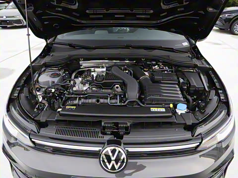 2025�� �Ŀ�� 300TSI R-Line