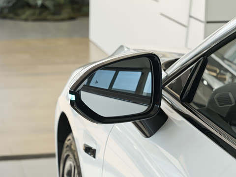 2026 007+  308 Ultra+״