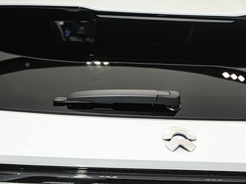 2025�� 100kWh Touring