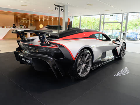 2025�� 4.0T PHEV