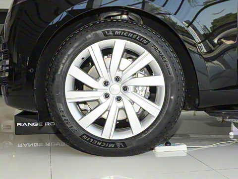 2025�� 3.0 L6 400PS ʢ���ӳ���